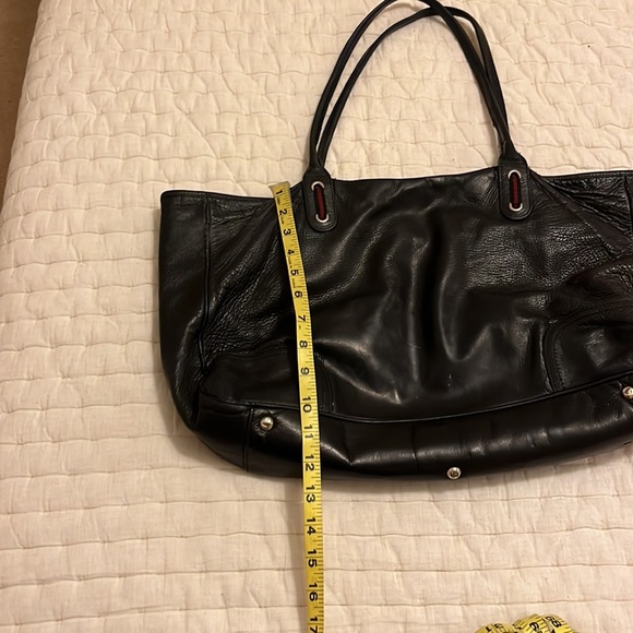 🎉HOST PIC🎉Gucci Princey Leather Tote - Authentic! - Picture 4 of 17